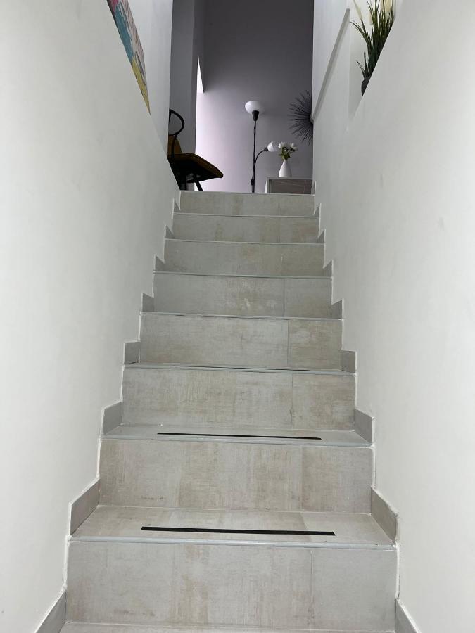 Sky House Luxury Apartment เนเปิลส์ ภายนอก รูปภาพ